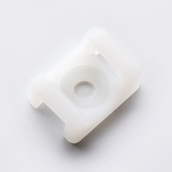 Майданчик для кабельних стяжок з монтажним отвором 22x15x9x5мм (пач 100шт) APRO